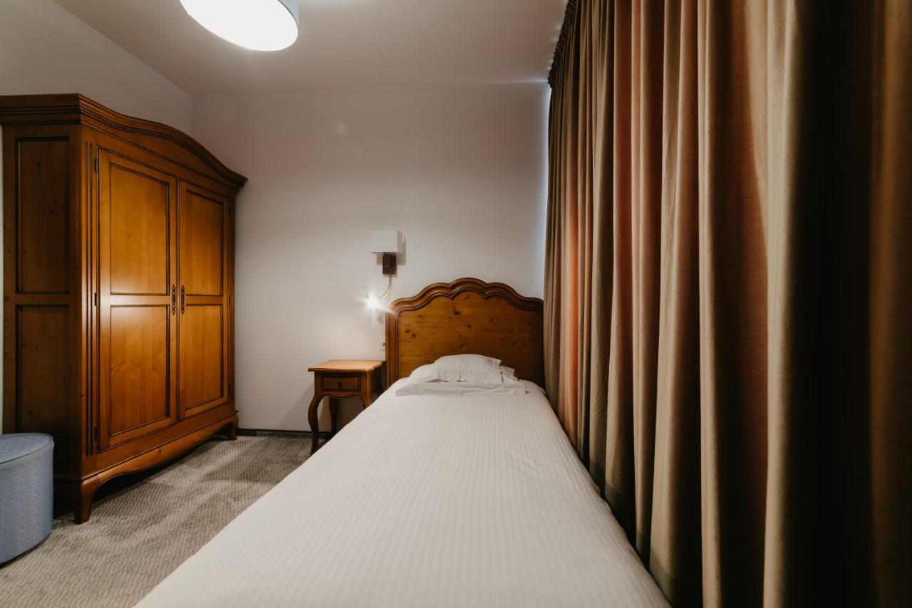 Meteor Central Cluj-Napoca Eksteriør bilde