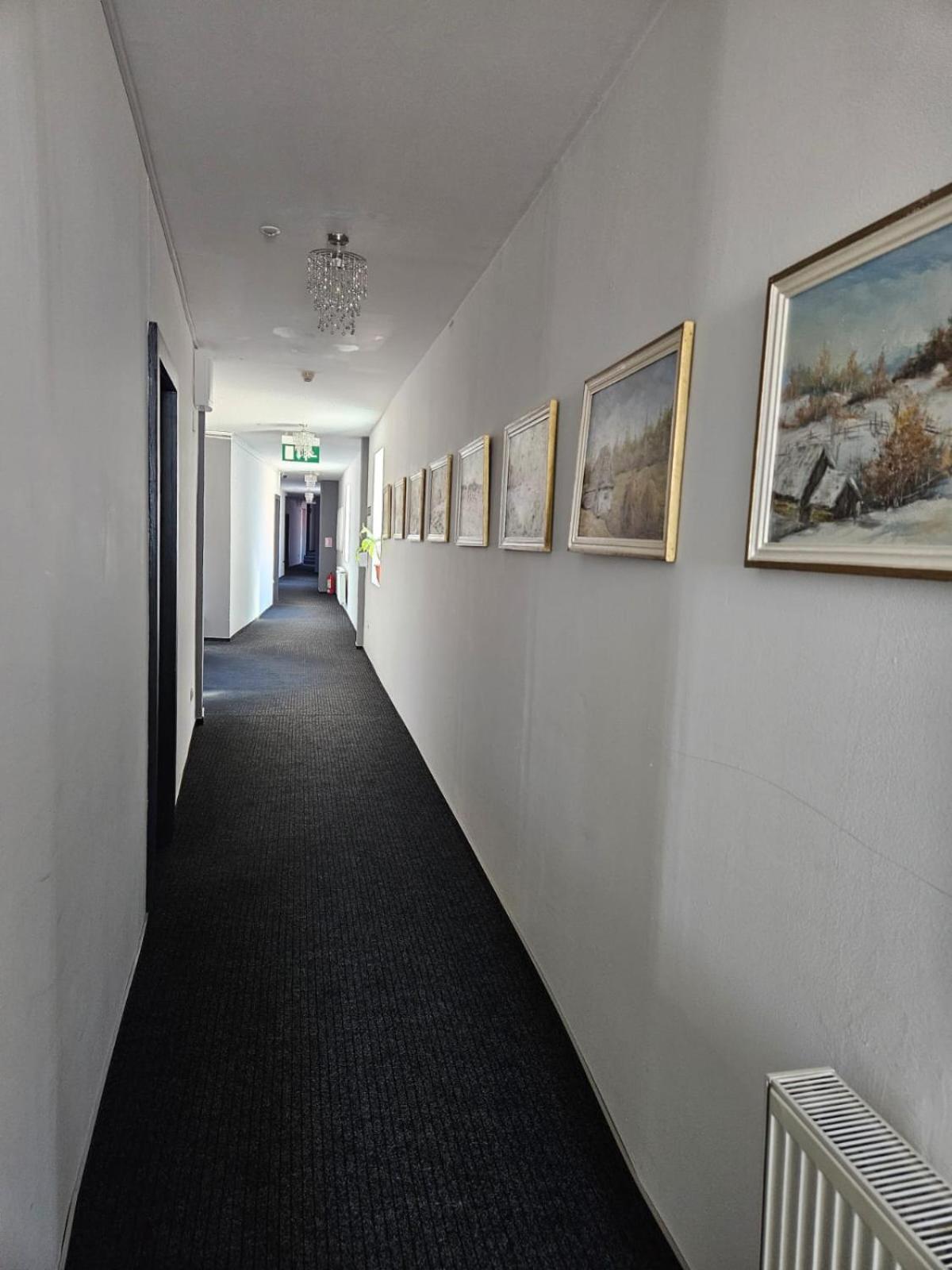 Meteor Central Cluj-Napoca Eksteriør bilde