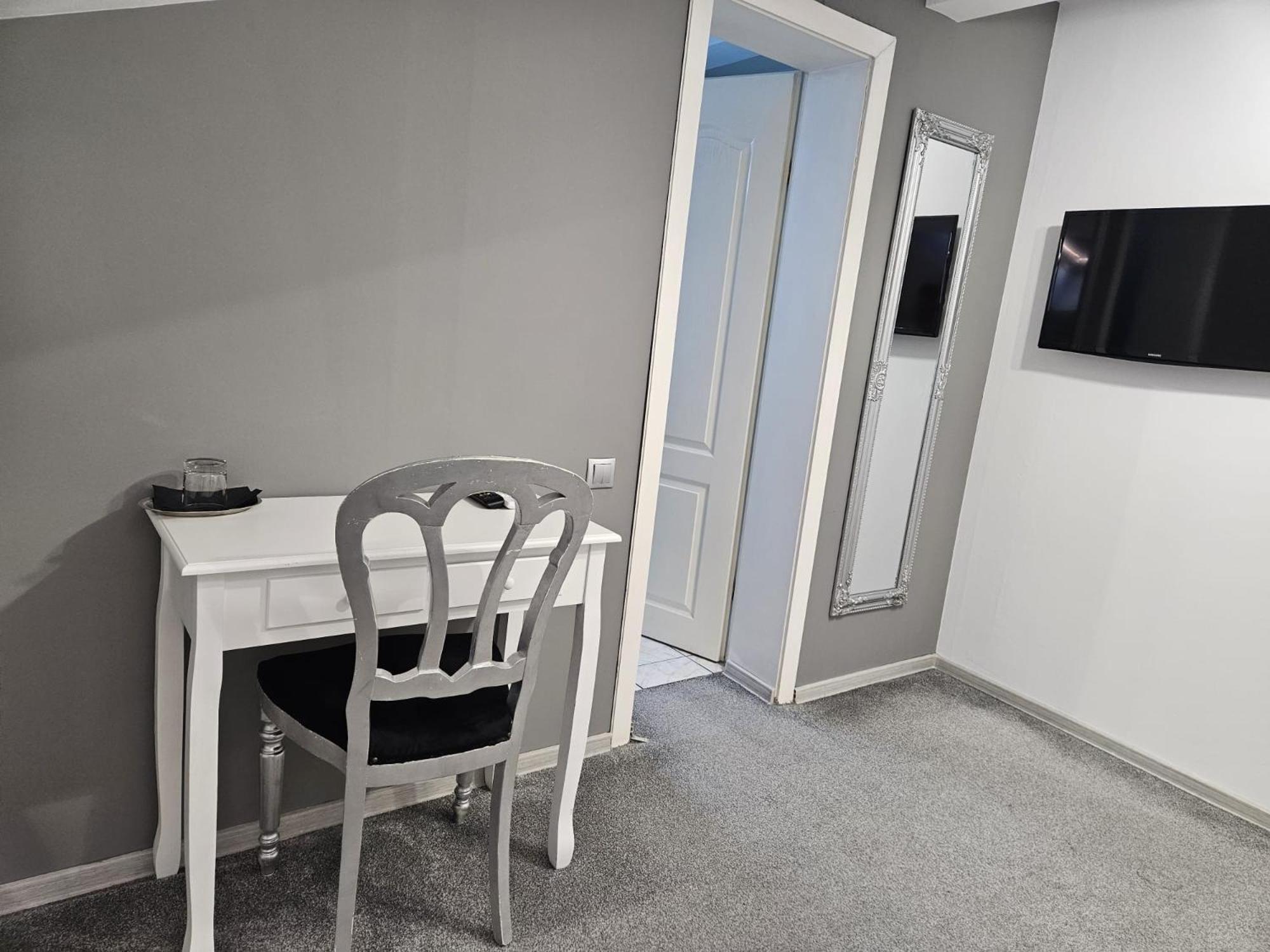 Meteor Central Cluj-Napoca Eksteriør bilde